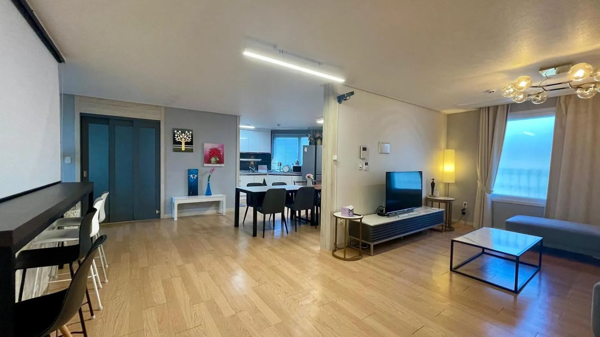 인천공항 게스트하우스 - 인천공항, 인스파이어 인근, 운서역에서 도보10분 4*, Incheon