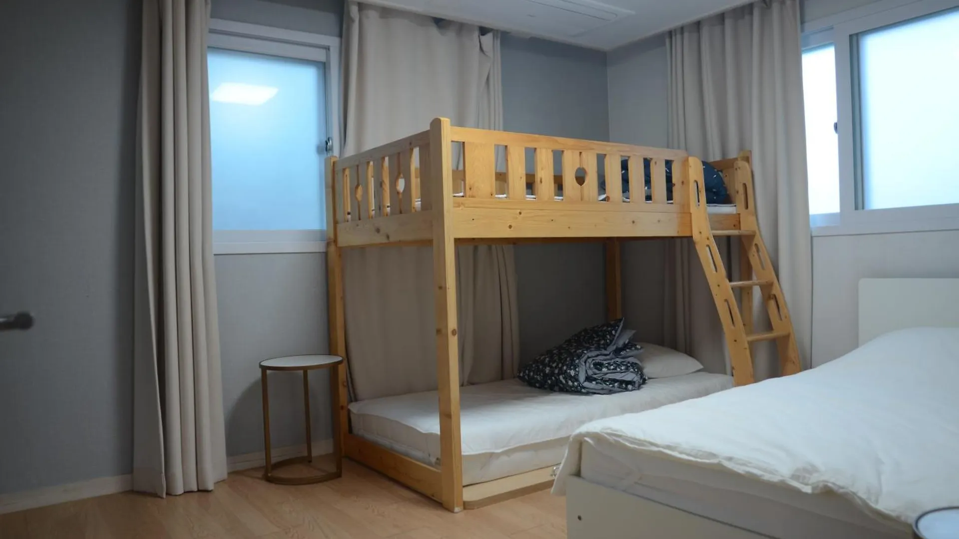 인천공항 게스트하우스 - 인천공항, 인스파이어 인근, 운서역에서 도보10분 4*, Incheon