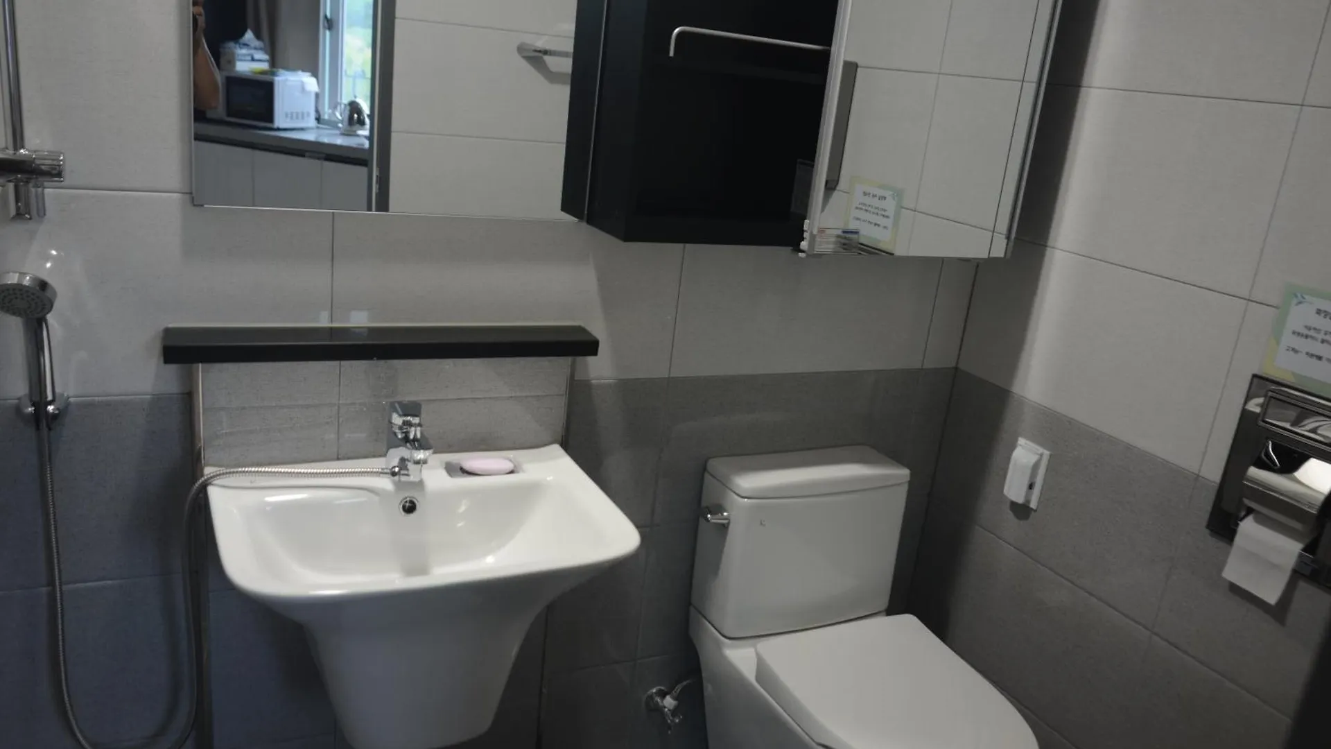 인천공항 게스트하우스 - 인천공항, 인스파이어 인근, 운서역에서 도보10분 4*, 인천 대한민국