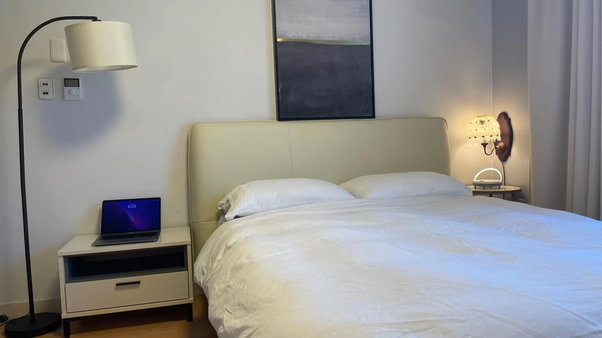 **** Guest house 인천공항 게스트하우스 - 인천공항, 인스파이어 인근, 운서역에서 도보10분 South Korea